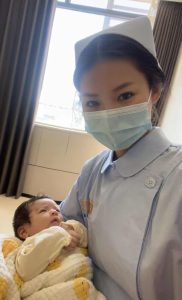 陪月工作